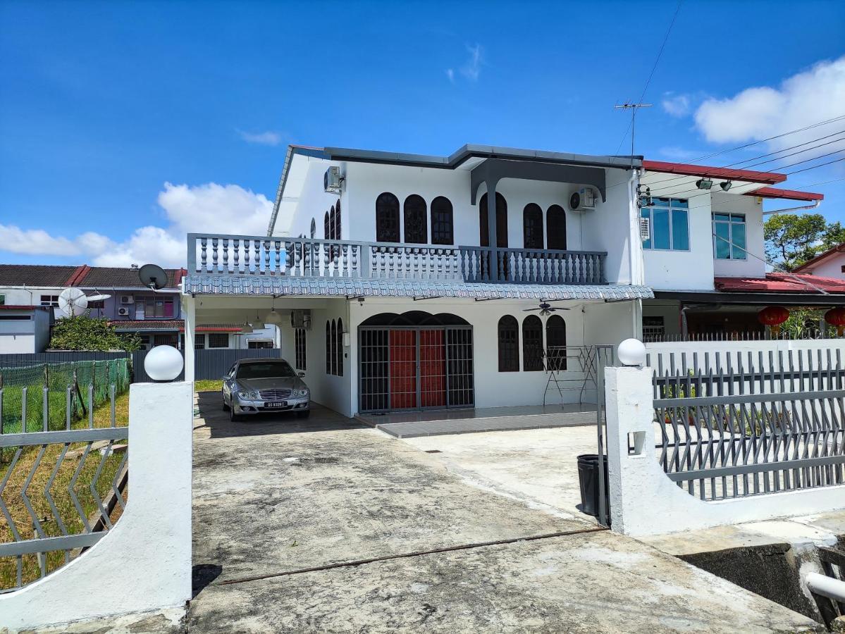 Grand Height Homestay 7A 10Pax 4Rooms Sibu Exterior foto